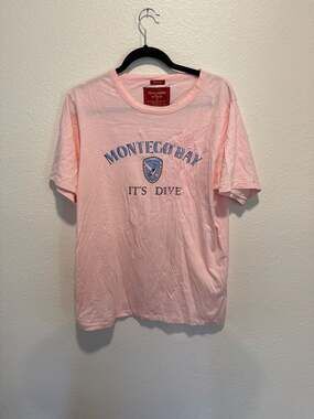 Abercrombie & Fitch Muscle Fit Montego Bay Graphic T-Shirt Size M
